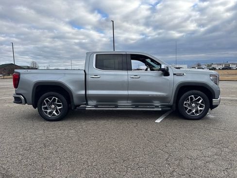 Used 2023 GMC Sierra 1500 SLT w/ SLT Premium Plus Package image 8