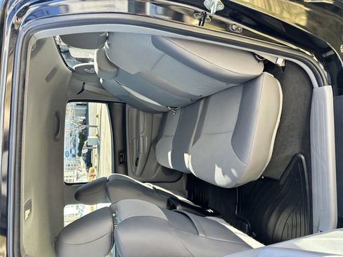 Used 2015 Toyota Tacoma 4x4 Double Cab w/ TRD Sport Package image 20