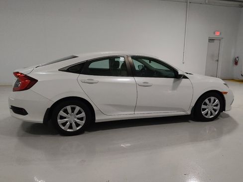 Used 2020 Honda Civic LX image 10