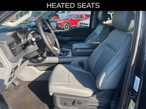 Used 2025 Ford F150 Lightning Flash image 12