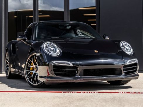 Certified 2015 Porsche 911 Turbo S AWD/4WD image 6