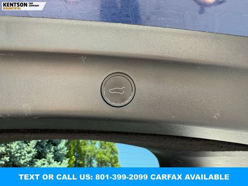Used 2023 Tesla Model Y Long Range AWD/4WD image 26