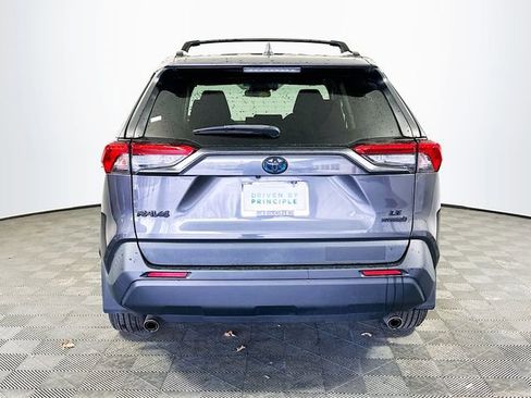Used 2020 Toyota RAV4 LE w/ All Weather Liner Package image 7