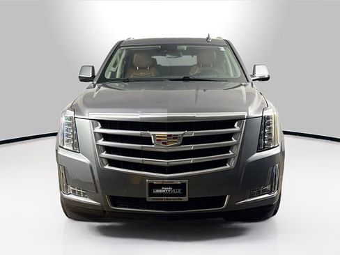 Used 2020 Cadillac Escalade Luxury image 14