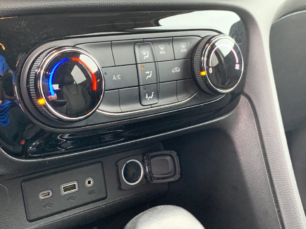 Used 2022 Buick Encore GX Preferred FWD image 23