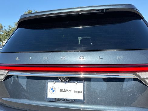 Used 2022 Lincoln Aviator Reserve w/ Elements Package Plus image 11