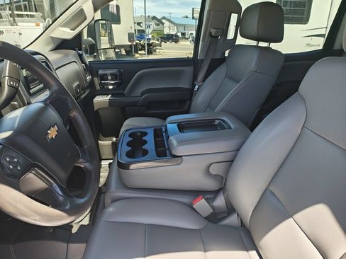 Used 2015 Chevrolet Silverado 2500 W/T AWD/4WD image 8