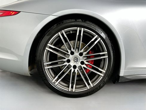 Used 2015 Porsche 911 Targa 4S image 13