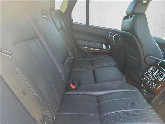 Used 2017 Land Rover Range Rover HSE AWD/4WD image 16