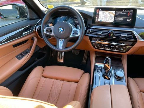 Certified 2023 BMW 540i xDrive w/ Executive Package image 9