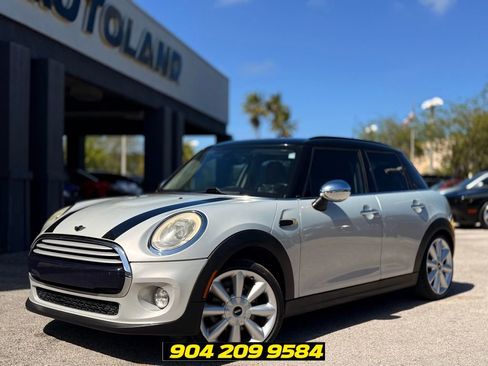 Used 2015 MINI Cooper 4-Door Hardtop FWD image 1