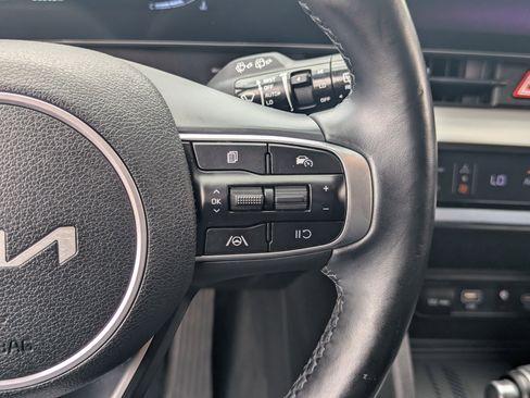 Certified 2023 Kia Sportage EX AWD/4WD image 22