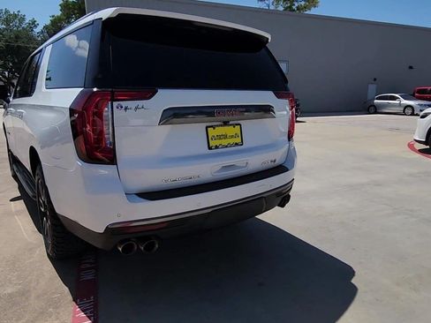 Certified 2024 GMC Yukon XL AT4 w/ Technology Package AWD/4WD image 31