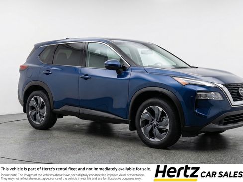 Used 2025 Nissan Rogue SV FWD image 1