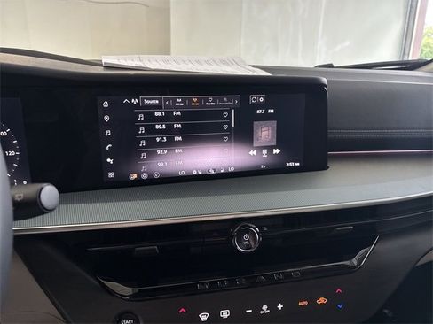 Certified 2025 Nissan Murano SL image 27