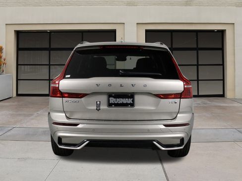 New 2025 Volvo XC60 T8 Core w/ Protection Package Premier image 4