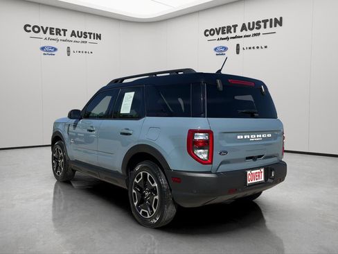 Used 2023 Ford Bronco Sport Outer Banks image 3