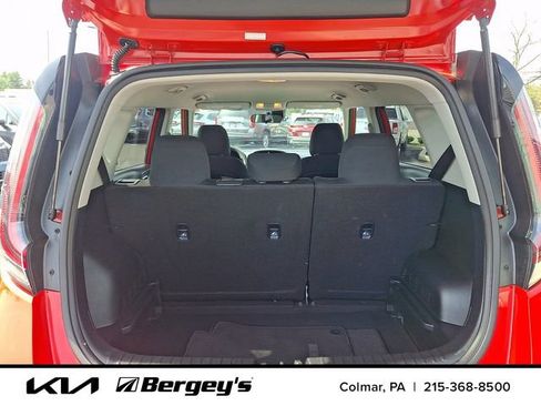 Certified 2023 Kia Soul LX w/ LX Technology Package FWD image 29
