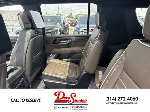 New 2026 GMC Yukon XL Denali Ultimate AWD/4WD image 23