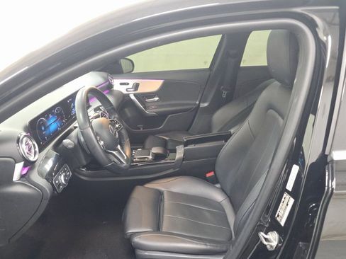 Used 2022 Mercedes-Benz A 220 4MATIC image 4