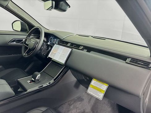 New 2026 Land Rover Range Rover Velar Dynamic SE image 27