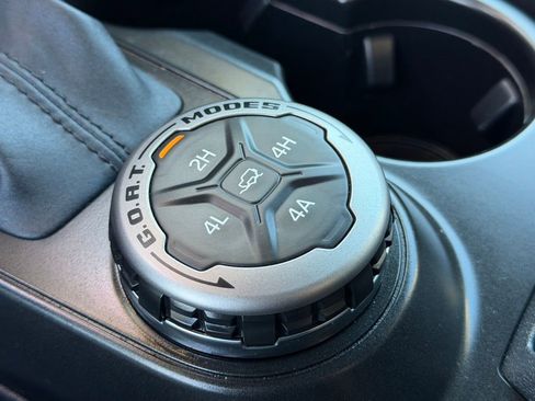 Used 2023 Ford Bronco Wildtrak image 25