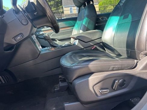 Used 2016 Ford Explorer Limited AWD/4WD image 10