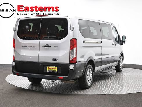 Used 2022 Ford Transit 350 XLT RWD image 5