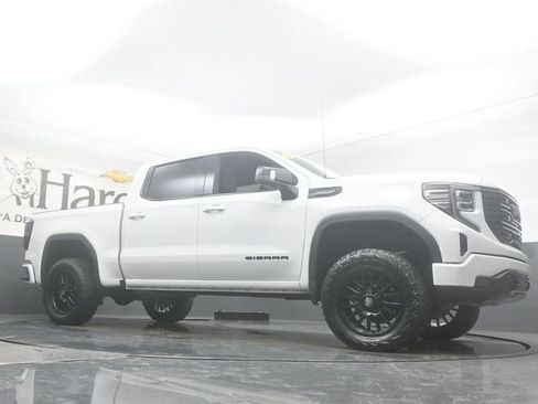 Used 2026 GMC Sierra 1500 SLT AWD/4WD image 2