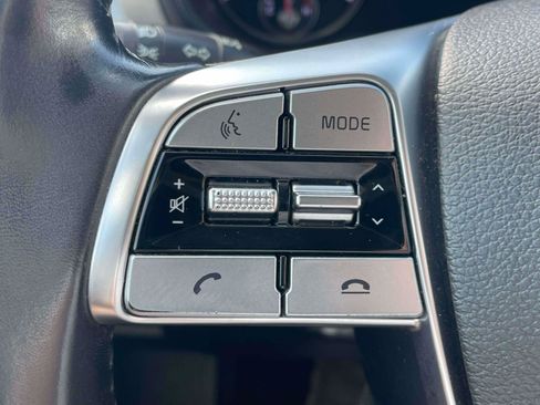 Used 2021 Kia Telluride LX FWD image 19