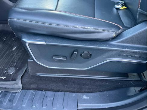 Used 2023 Ford F250 Lariat w/ Lariat Ultimate Package image 32