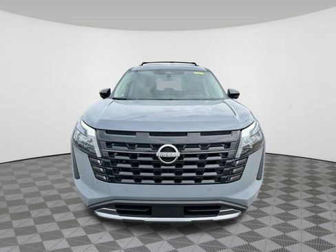 New 2026 Nissan Pathfinder Platinum image 12