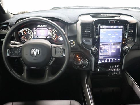 Used 2019 RAM 2500 Laramie w/ Night Edition AWD/4WD image 11