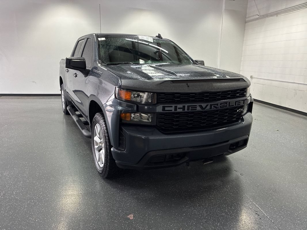 Used 2021 Chevrolet Silverado 1500 Custom w/ Safety Confidence Package AWD/4WD image 1