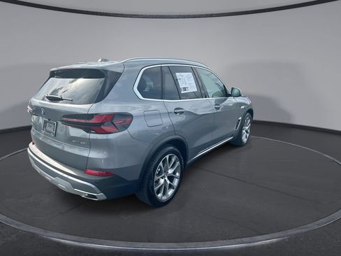Used 2025 BMW X5 xDrive40i AWD/4WD image 11