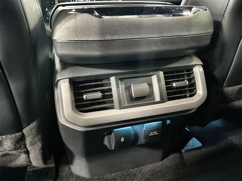 Used 2024 Ford F150 Lariat w/ FX4 Off-Road Package image 28