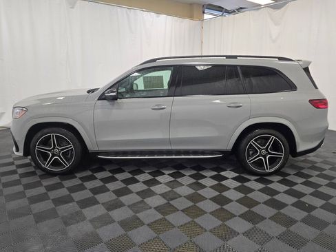 New 2026 Mercedes-Benz GLS 450 4MATIC image 3