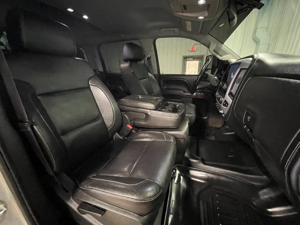 Used 2015 GMC Sierra 3500 SLE w/ SLE Preferred Package AWD/4WD image 16