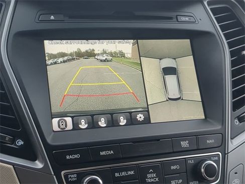 Used 2017 Hyundai Santa Fe Sport image 20