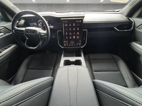 Used 2026 GMC Acadia Elevation w/ Black Edition FWD image 25