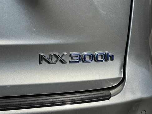 Used 2019 Lexus NX 300h AWD w/ Premium Package image 33