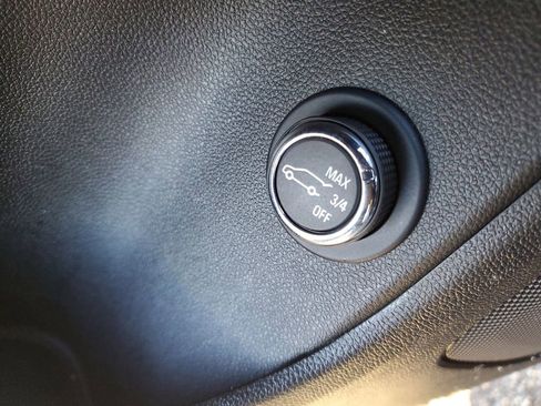 Certified 2023 Chevrolet Blazer LT w/ Convenience Package image 30