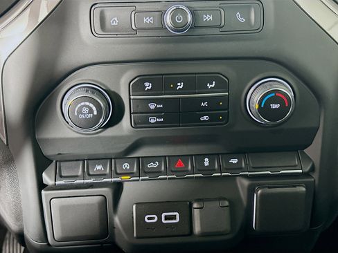 Used 2023 Chevrolet Silverado 1500 Custom RWD image 23