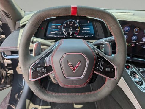 Used 2023 Chevrolet Corvette Stingray Premium Conv RWD image 18