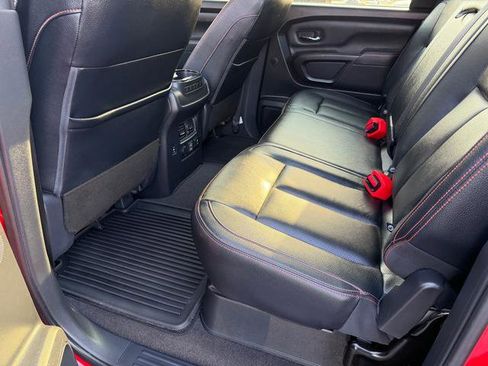 Used 2021 Nissan Titan PRO-4X w/ Pro-4x Convenience Package image 10