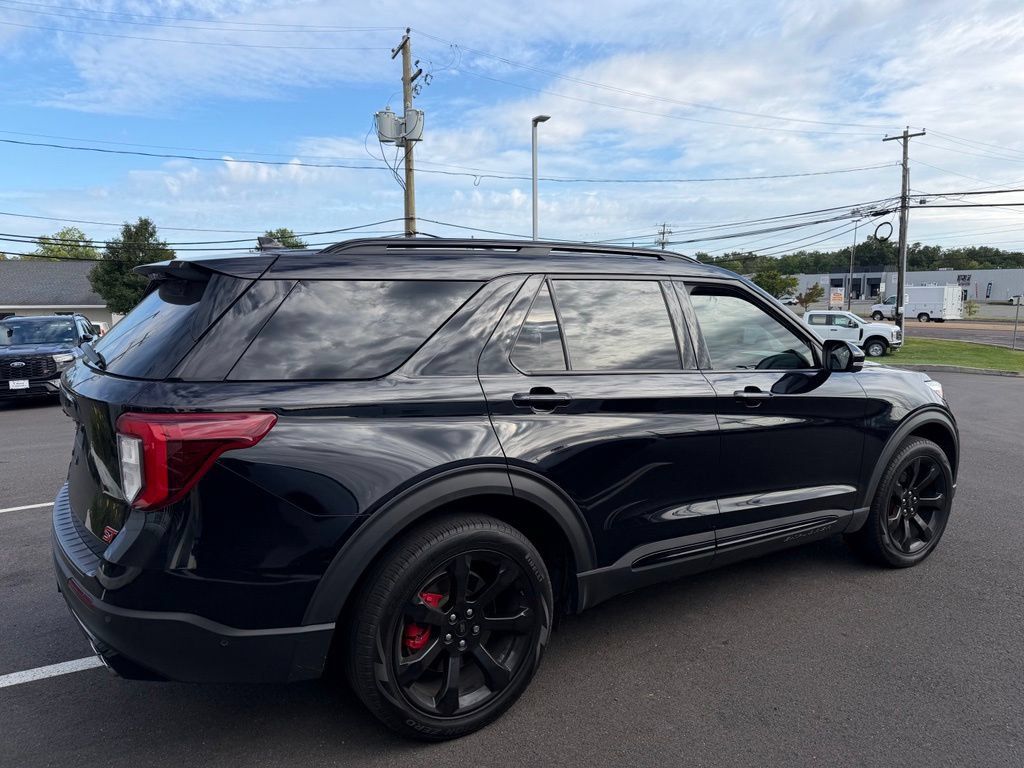 Used 2020 Ford Explorer ST w/ ST Street Pack AWD/4WD image 7