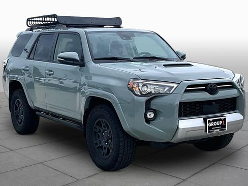 Used 2023 Toyota 4Runner TRD Off-Road Premium w/ Off Road Premium Plus Package AWD/4WD image 3