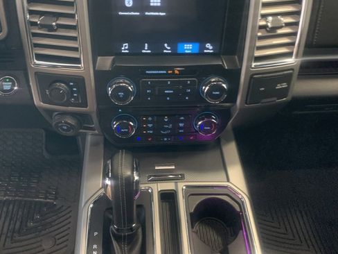 Used 2016 Ford F150 Lariat image 16