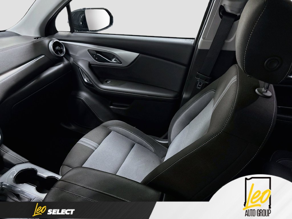 Used 2023 Chevrolet Blazer LT FWD image 22