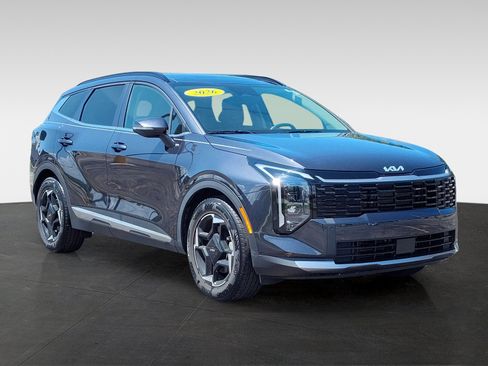 Used 2026 Kia Sportage EX w/ EX Panorama Roof Package FWD image 3